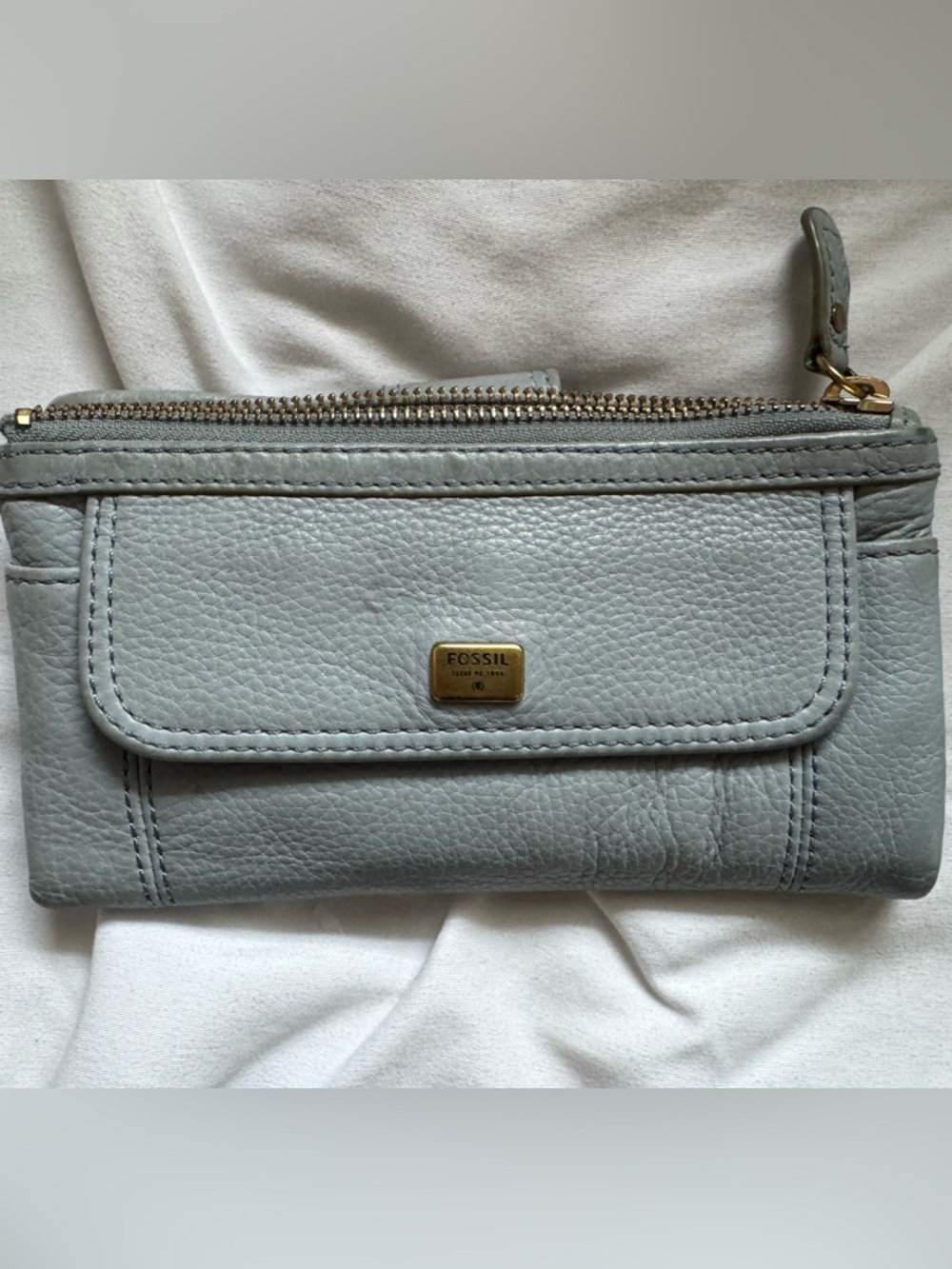 Fossil Light Blue-Gray Pebbled Leather Wallet with Gold Accent
